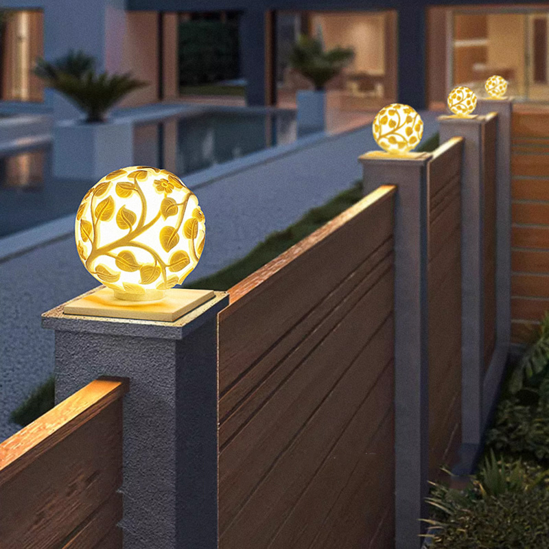 Outdoor column lights solar LE - огляд і ціна Outdoor Lighting Decoration
